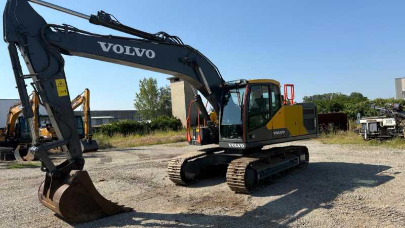 OmecoHub - VOLVO EC200ENL